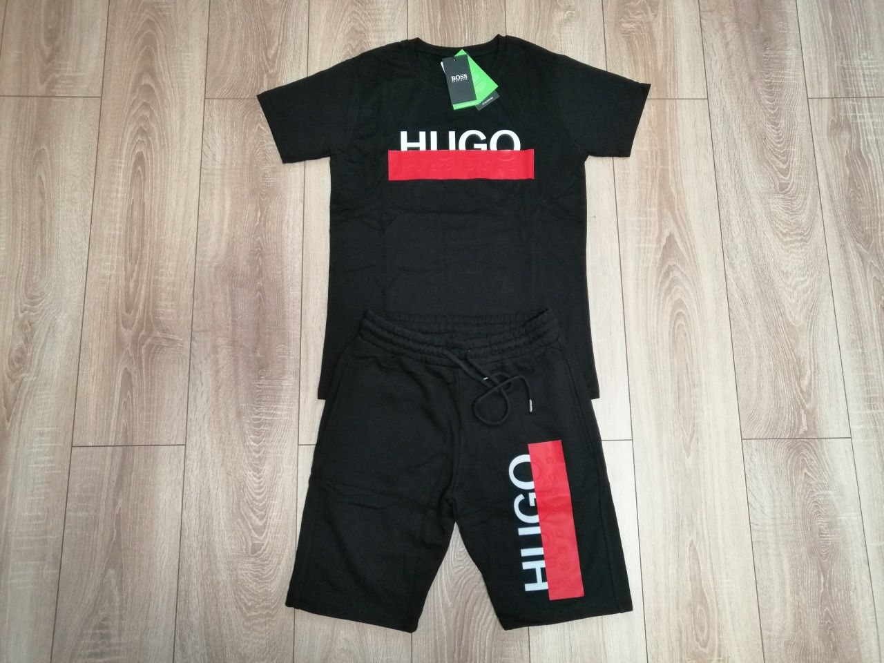 HUGO BOSS мъжки спортен екип в черен цвят S M