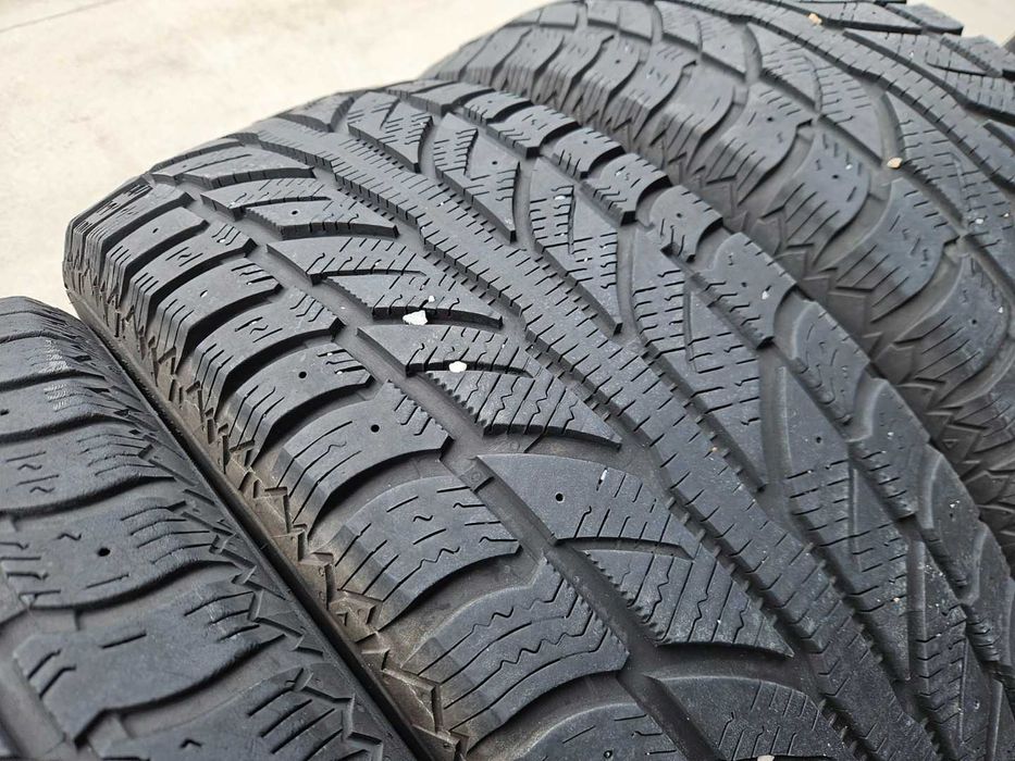 4бр. 225/60 R18 зимни гуми COOPER