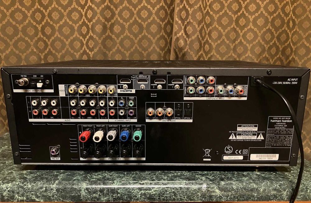 Surround 5.1 Harman/Kardon AVR139