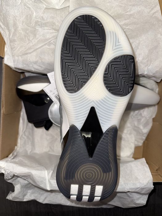 Баскетболни обувки Adidas Harden Vol. 7 "Silver Metallic"-размер48 2/3