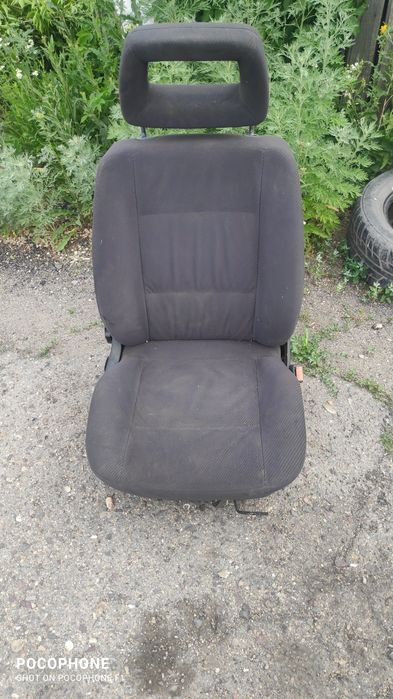 Продаю сидение авто ауди с 4 100