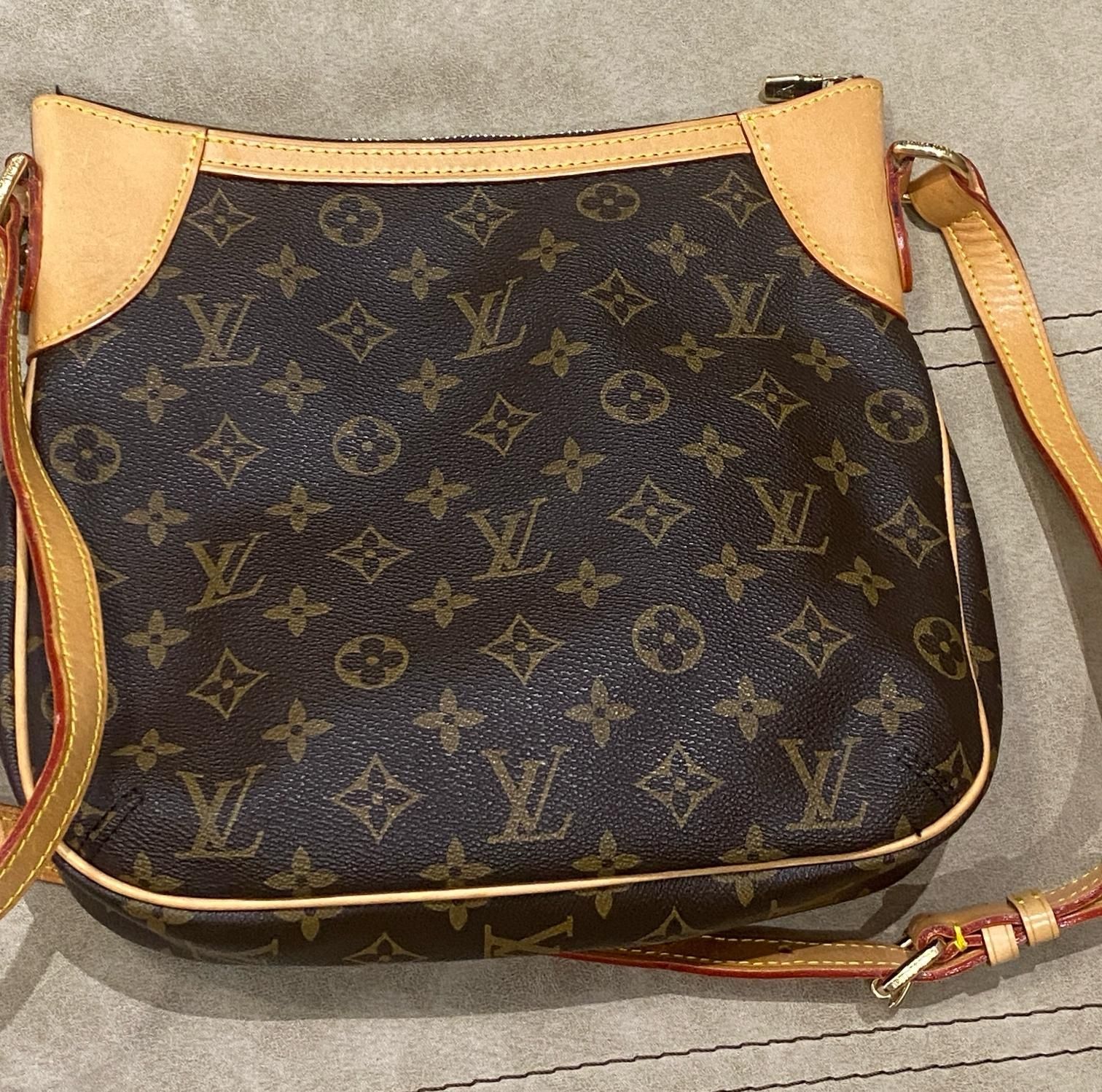 Geanta Louis vuitton odeon