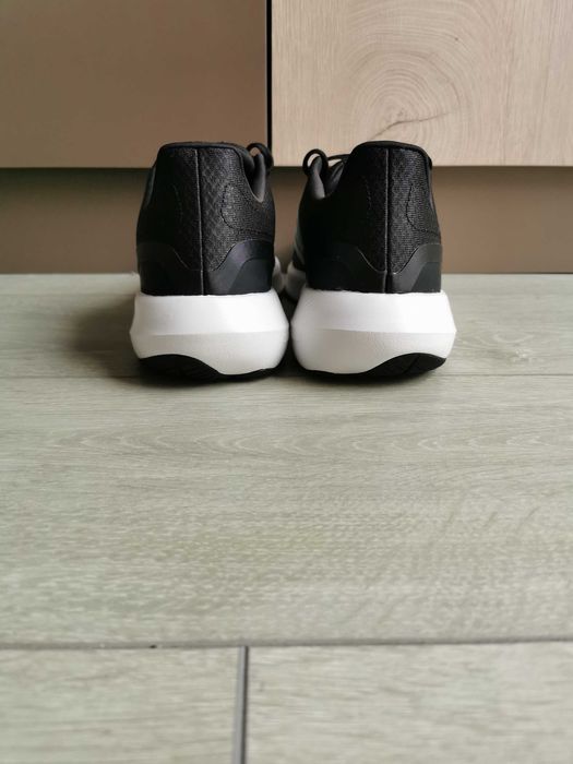 Спортни обувки Adidas Runfalcon 3.0. Чисто нови.