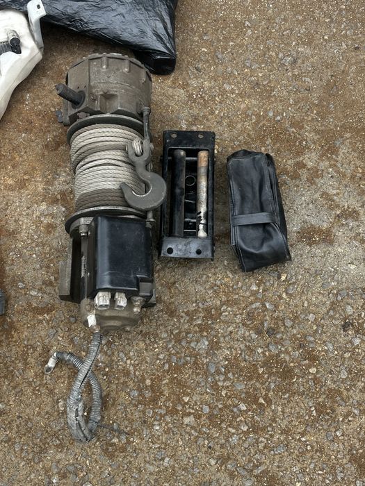 Лебедка toyota, новая, оригинал полный комплект