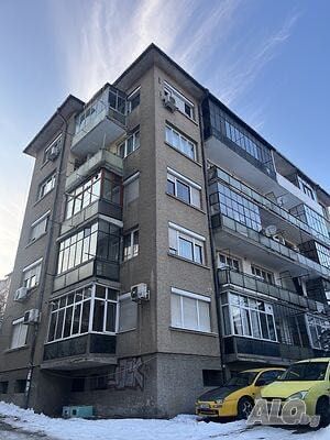 Продава се Двустаен апартамент в Велико Търново, Център - 41 кв.м за 1440 €/кв.м - Снимка #1