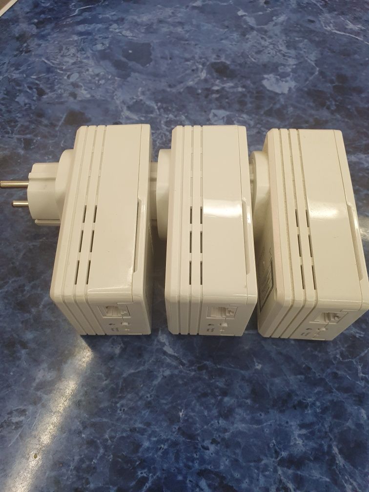 Adaptor power line. Internet prin linia de 220v