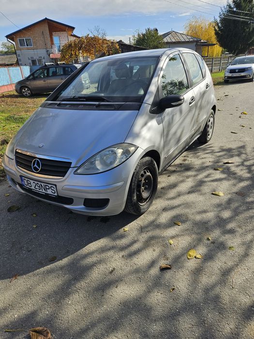 Vând Mercedes benz A150