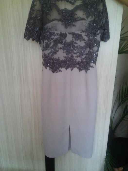 Официална рокля- Намалена