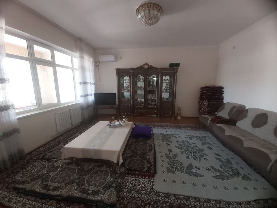 Намунали уй-жой сотилади