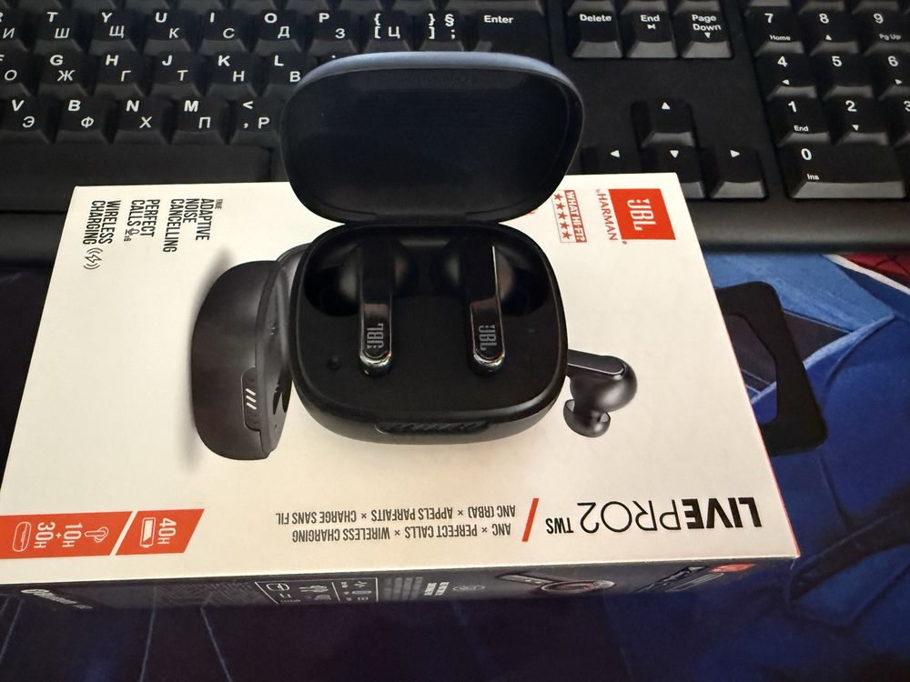 Слушалки JBL live pro 2