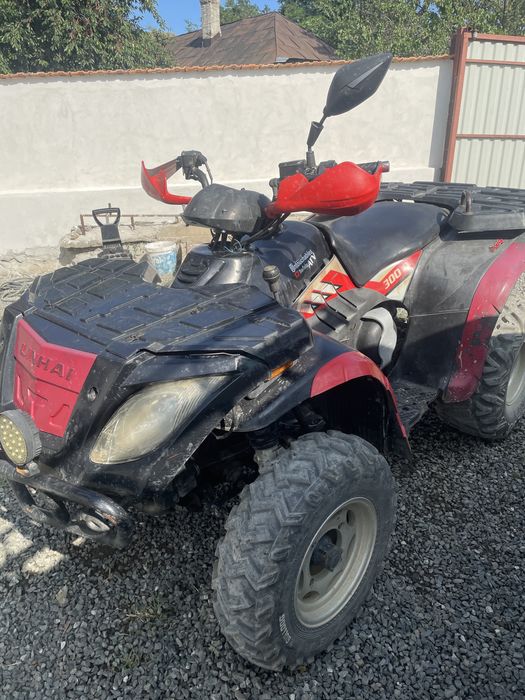 De vânzare Linhai 300cc 4x4 ca nou