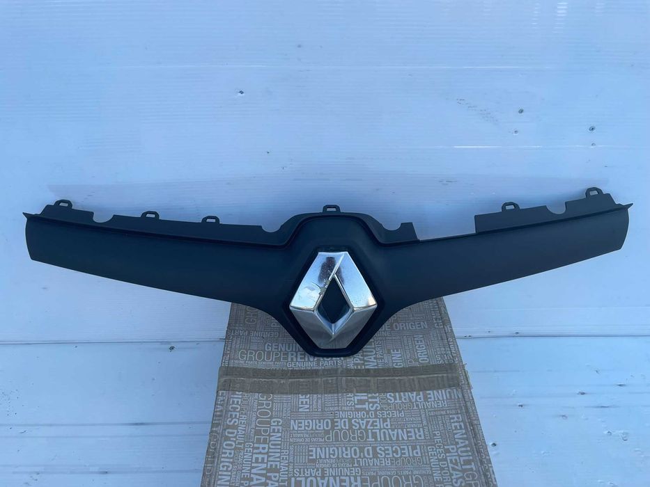 Grila cu stema Renault Kangoo 2013+ originala Renault