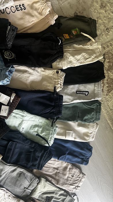 Детски панталони , дънки спортни джогър панталони , долнички