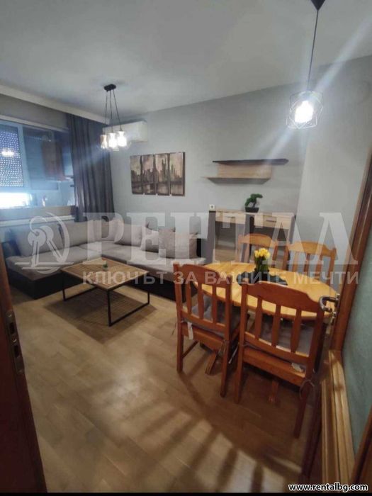 Дава се под наем Двустаен апартамент в Пловдив, Център - 63 кв.м за 331.5 € - Снимка #1