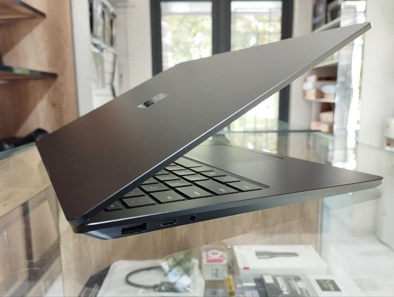 MICROSOFT SURFACE 5 CORE i5-1245U 8гб, 256ssd Сенсорный