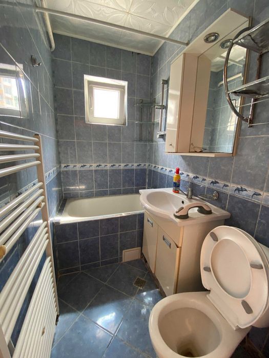 Vand apartament  3 camere