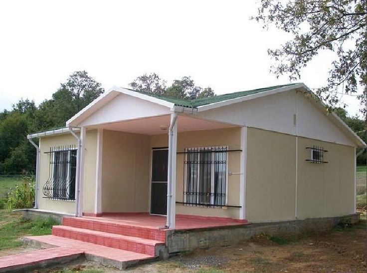 Vând case pe structura metalica