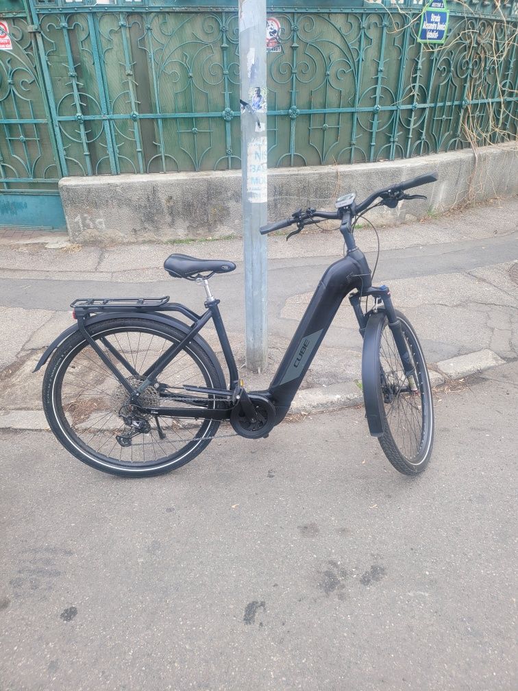 Angajam curieri Bolt Glovo Tazz / inchiriere biciclete electrice