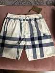 Pantaloni scurti burberry marime M\L