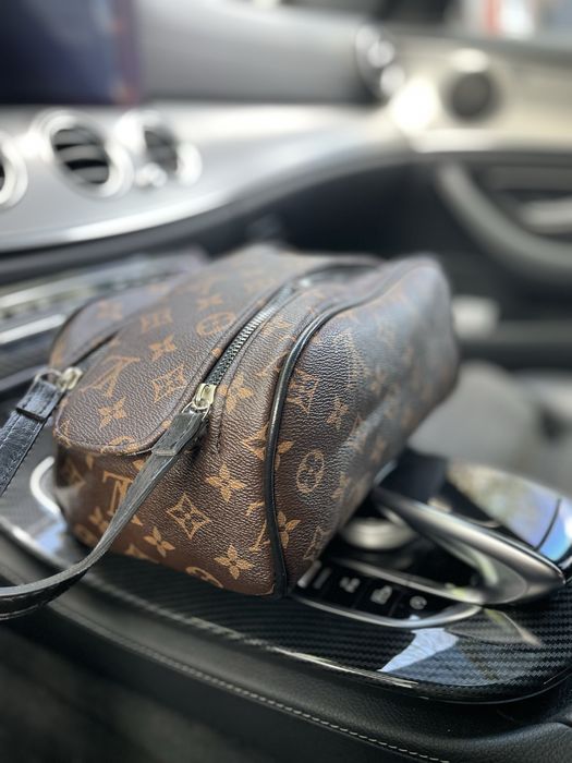 Несесер в черно,кафяво и черно и сиво