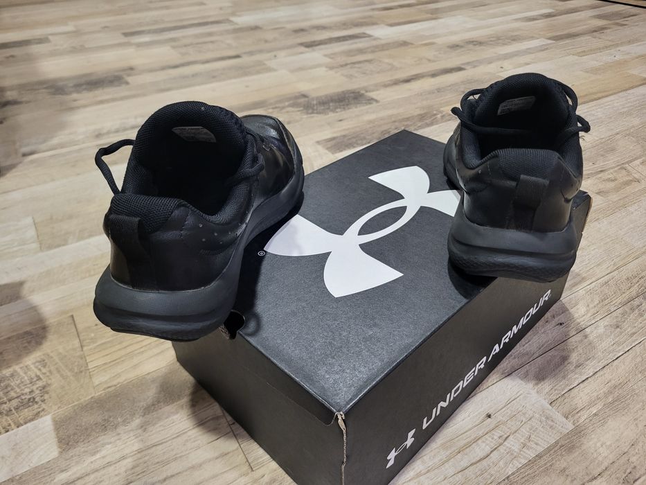 Детски кожени маратонки Under Armour