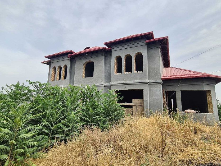 Циолковского ул. Еврокоробка вдоль дороги