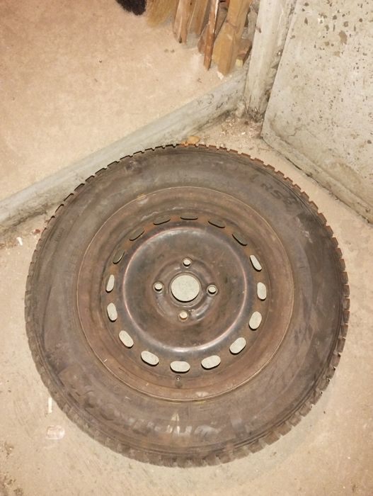 4 бр. Гуми с джанти 195/65/15 Audi