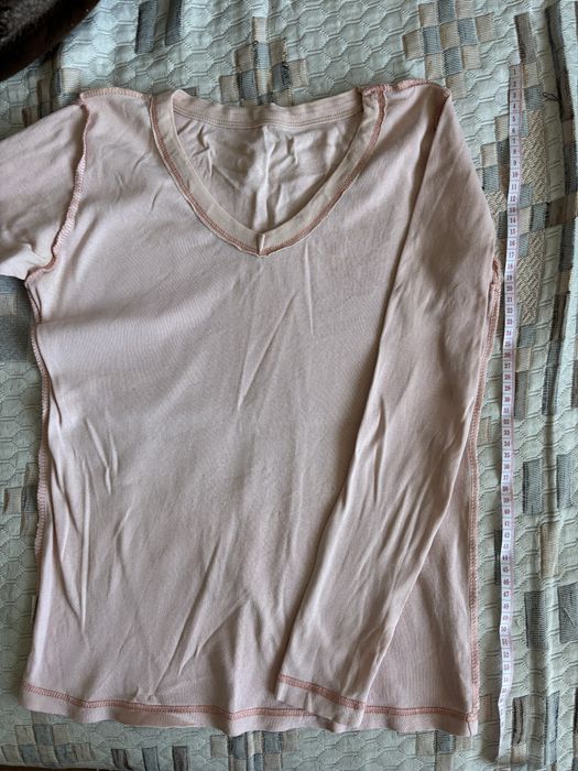 Различни цветове изчистени блузи