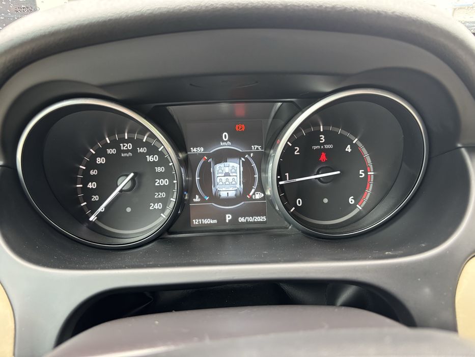 Land Rover Discovery Sport 2017 - 2.0 HSE