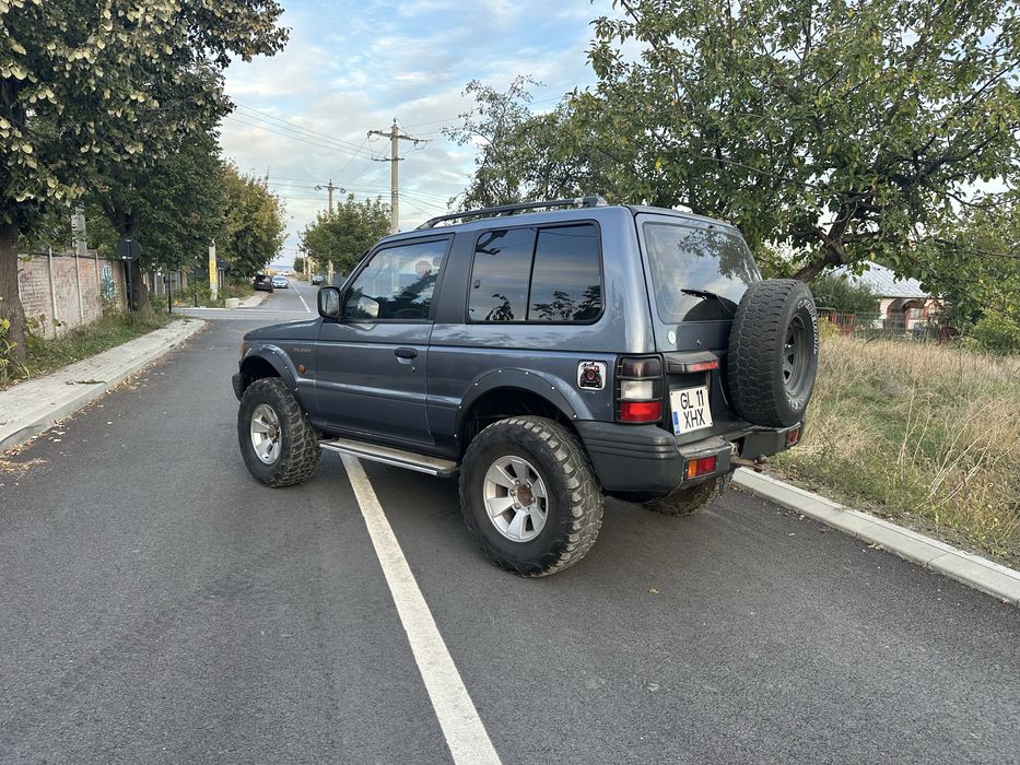 Mitsubishi Pajero 2.5 SuperSelect
