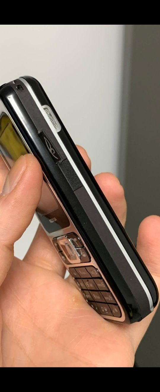 Nokia 7360 ( decodat, stare foarte buna)
