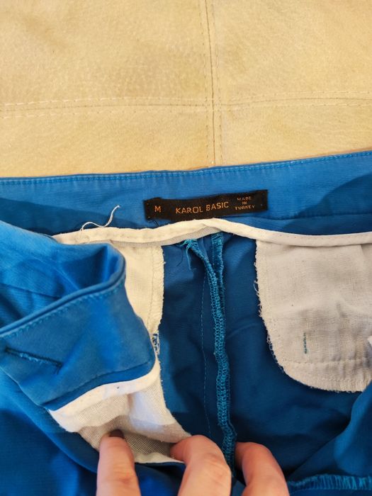 Pantaloni cu dunga, pana la glezna