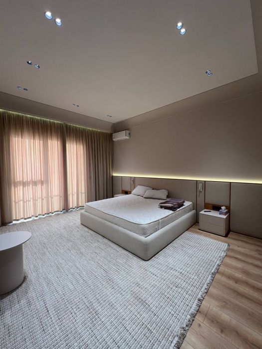 Аренда 3 ком кв в Жк PARKWOOD, метро ойбек,панорамные окна,паркинг