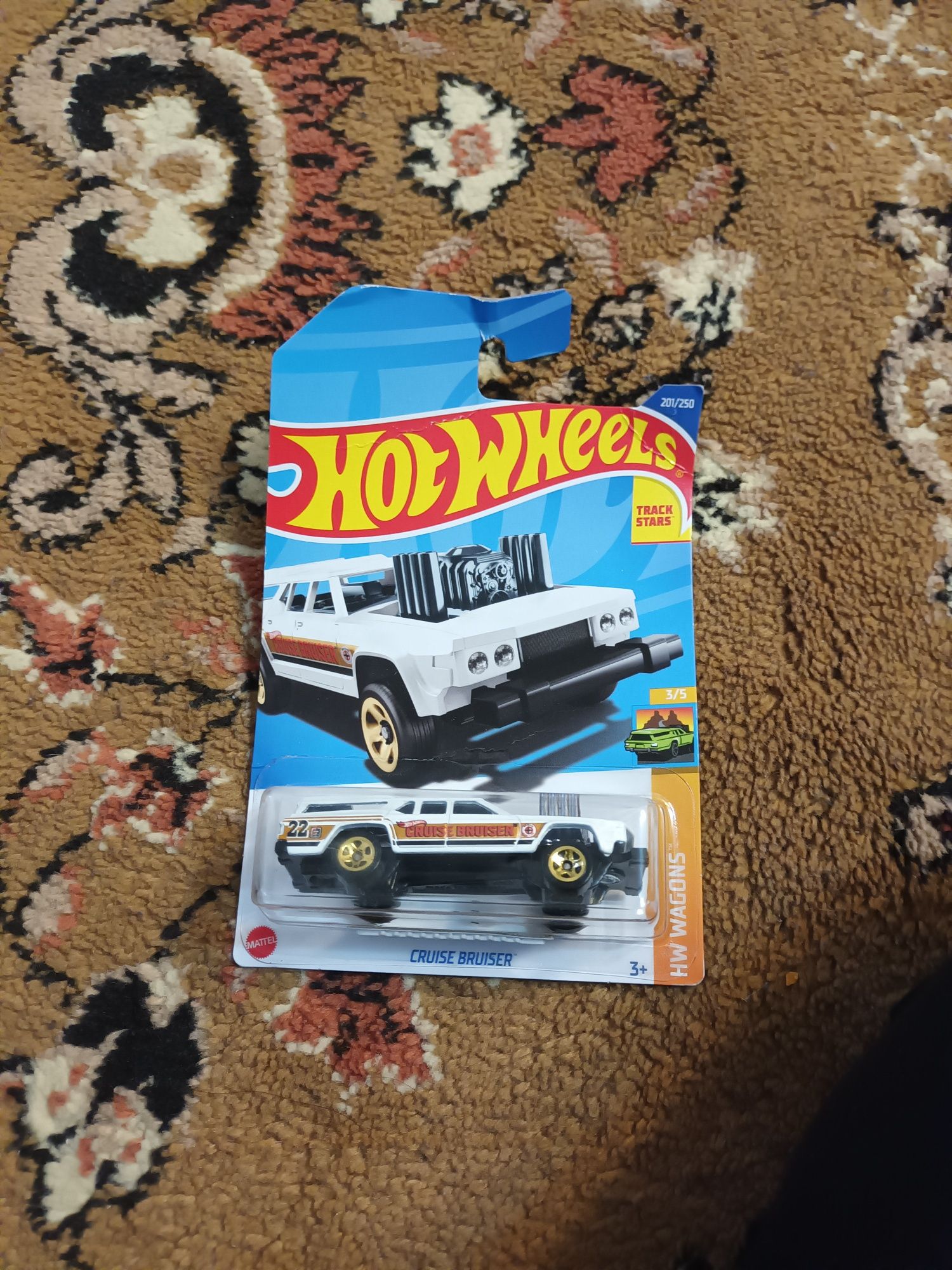 Două mașinuțe Hotwheels 8,50 buc