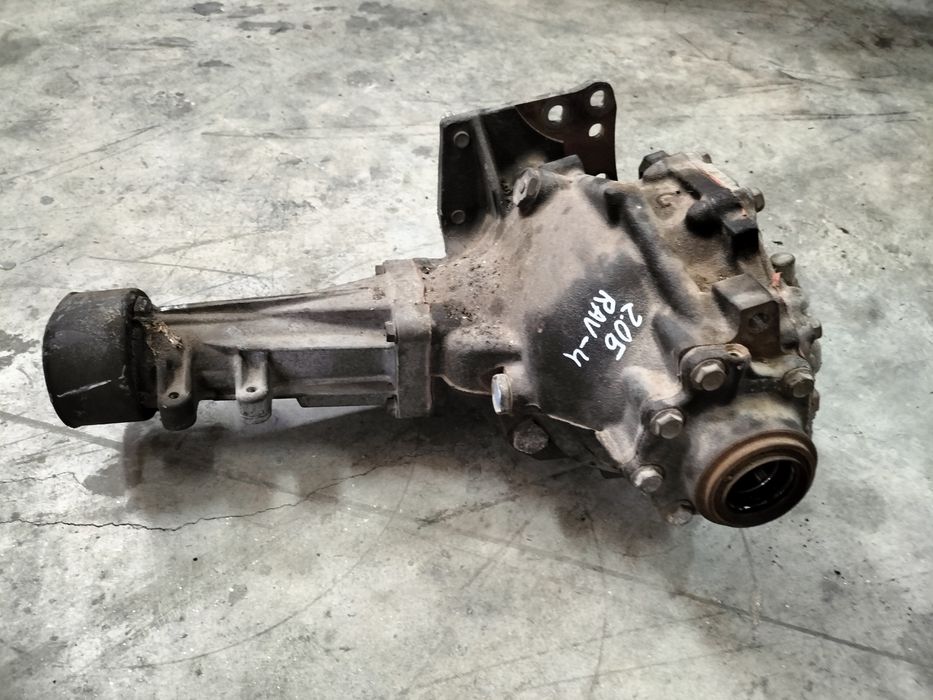 Раздатка / Раздатъчна кутия Toyota RAV4 / Тойота Рав4 2.0 Бензин 2002г