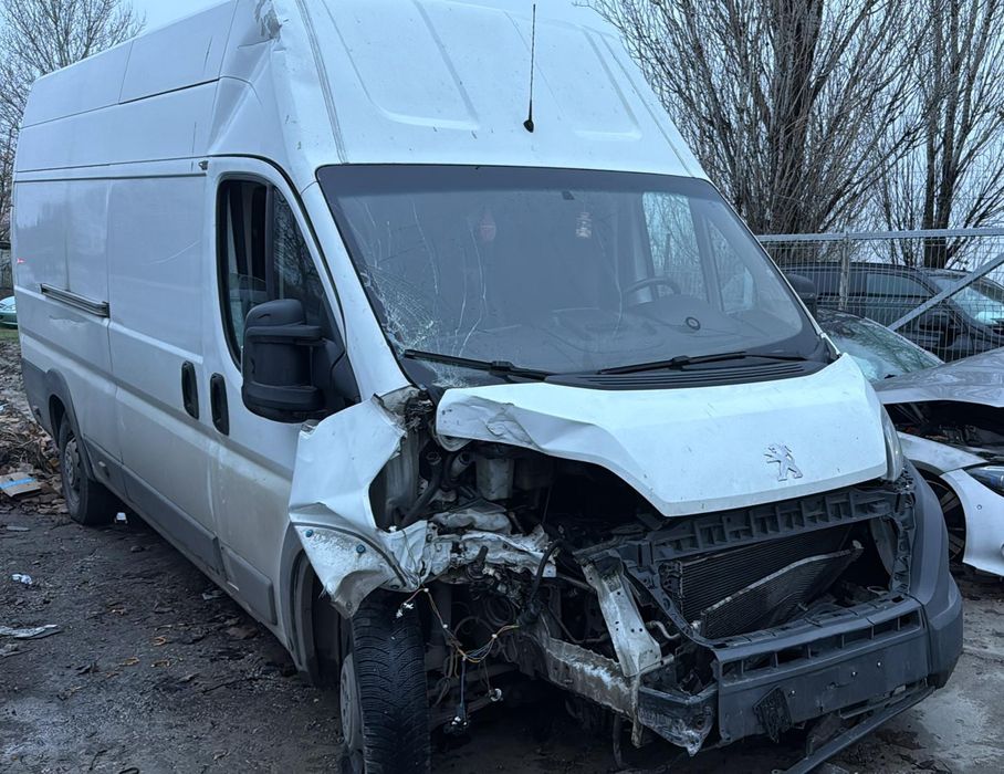 Vand Peugeot boxer avariat