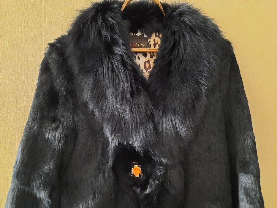 Шуба.  Мех кролик , воротник песец,