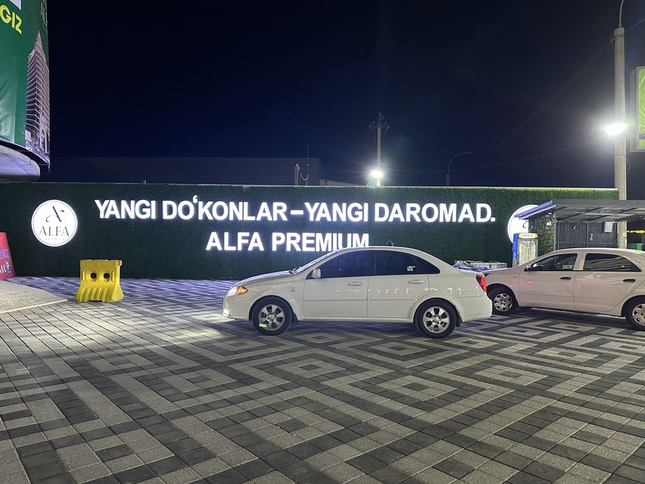 реклама хизматлари 3 kun ichida tayyorlab urnatib beramiz