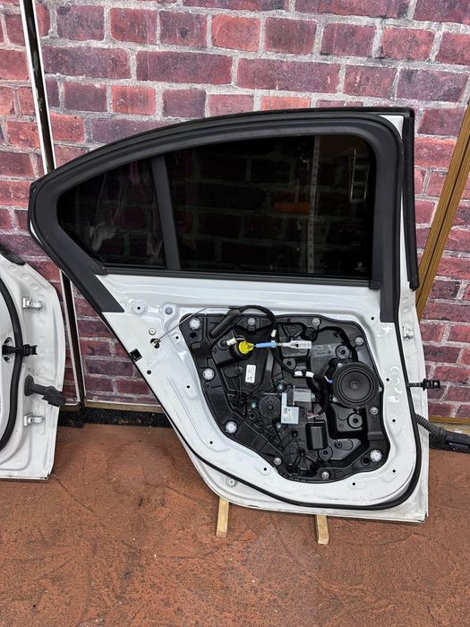 Usa Bmw seria 3 G20 stanga fata spate Completa