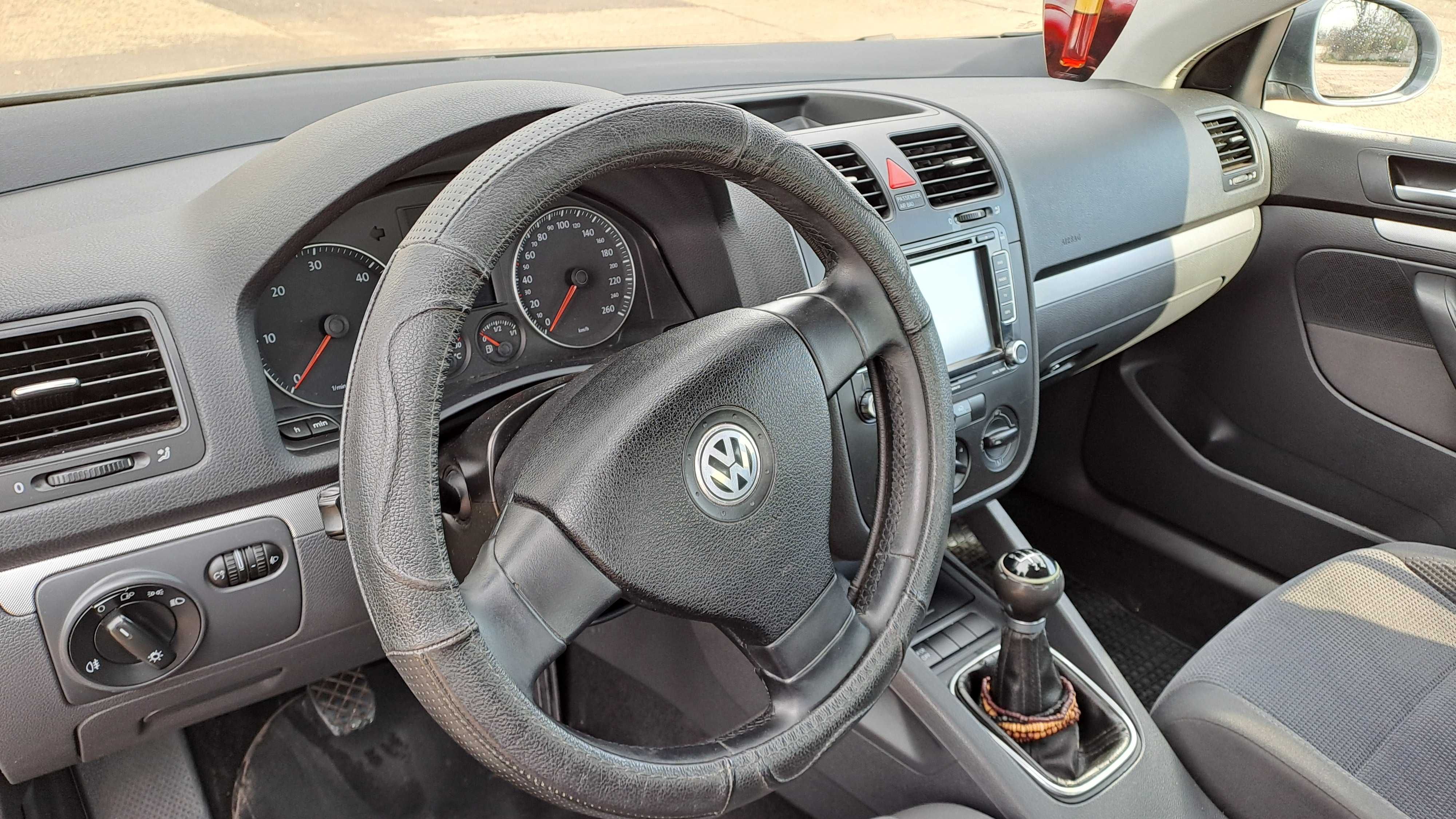 Vând VW JETTA, an 2007