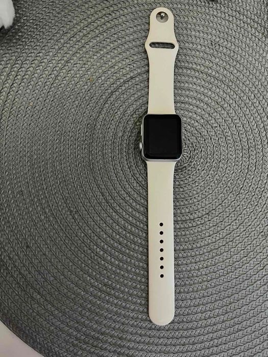 Часовник apple като нов