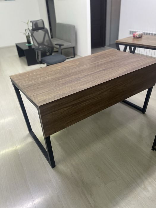 Стол AIKO сотилади