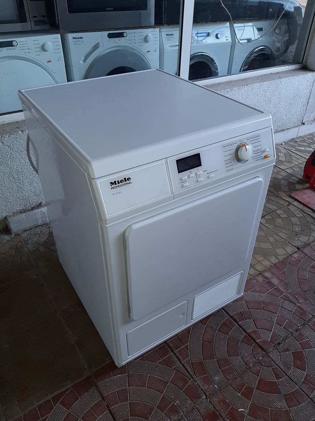 Сушилня Miele Professional PT 5137 WP 6.5кг. А+ Термопомпа