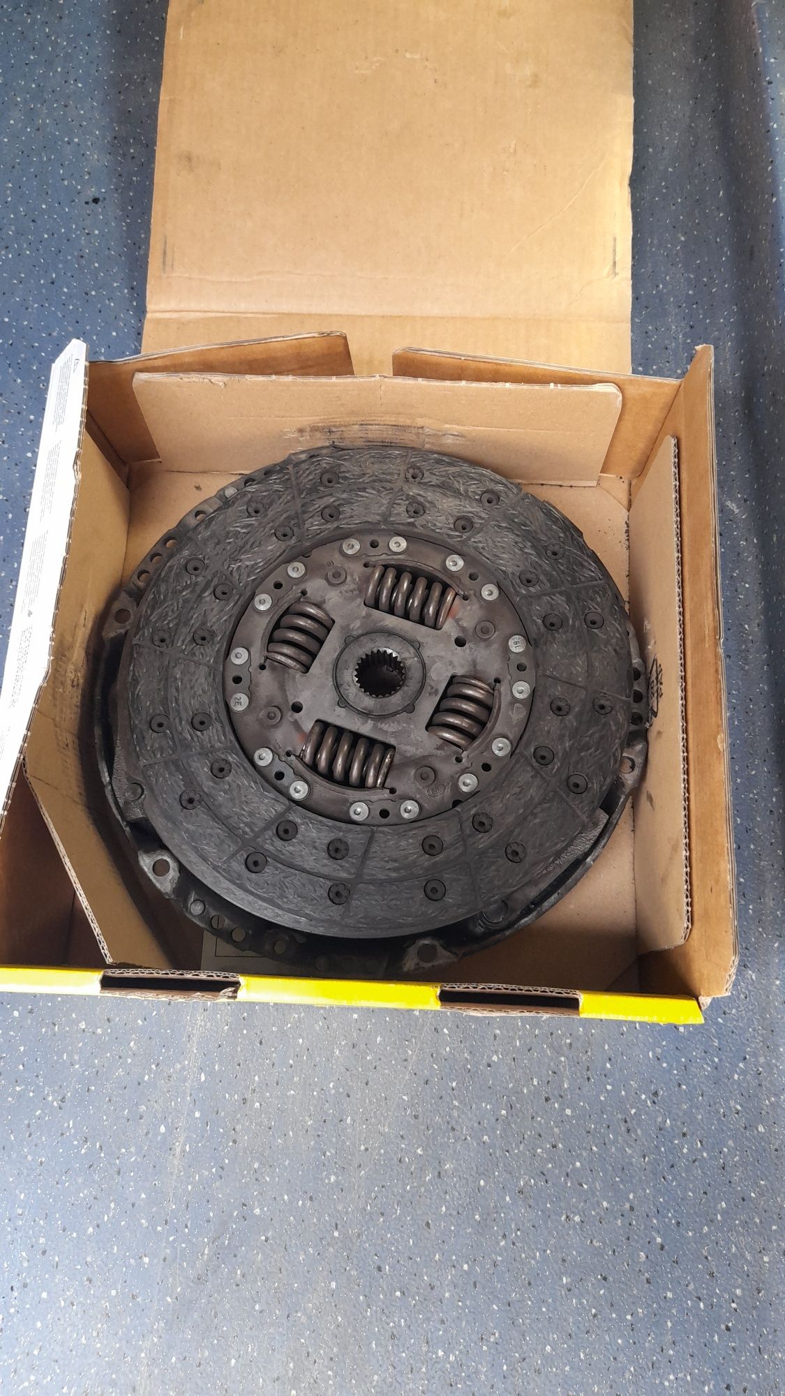 Vând placa si disc ambreiaj ford transit