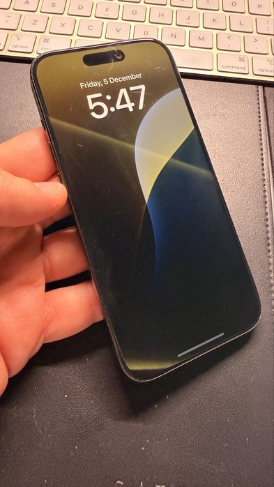 Apple iPhone 15 Pro 1TB - Black Titanium