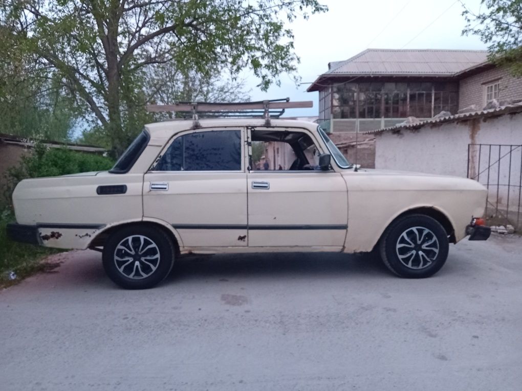 Moskvich AZLK 2140 pul zarur kelishtirib beraman narxini