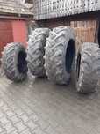 Vând cauciucuri tractor