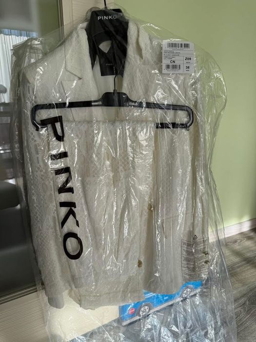 PINKO нов костюм