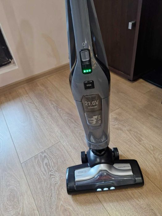 Безкабелна прахосмукачка ROWENTA DUAL FORCE 2IN1