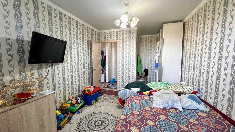 Продам двухкомнатную квартиру в центре Константин Империя